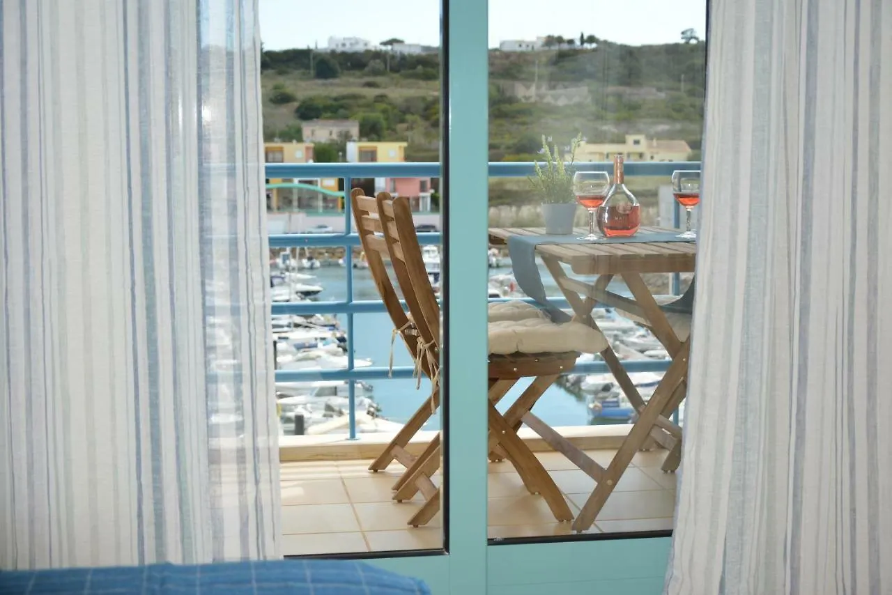 Stunning Apartment With Marina Views Албуфейра 0*,